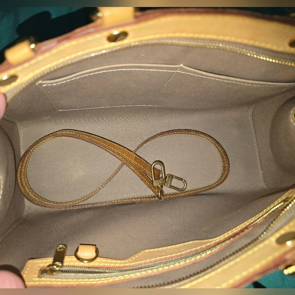 Louis Vuitton Gold and Tan Vernis Shoulder Bag
